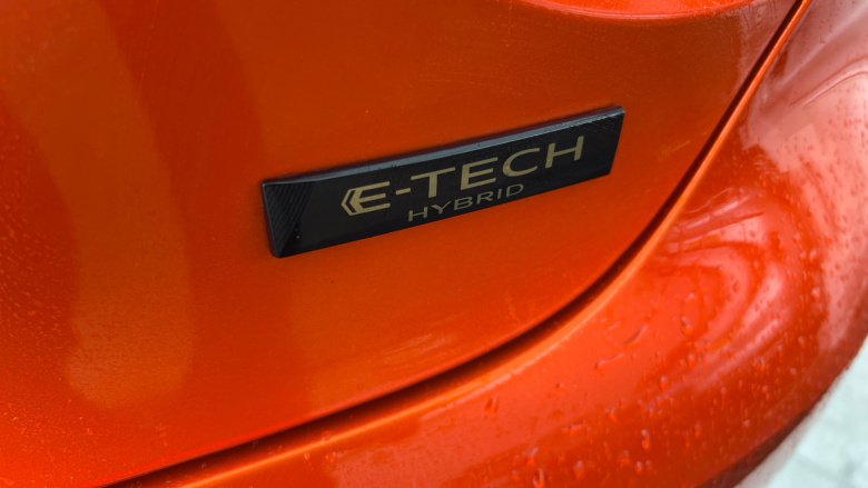 Renault Clio 1.6 E-TECH full hybrid 145 Evolution 5dr Auto Hybrid Hatchback